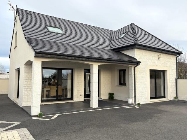 Maison 144 m2 4 pièces