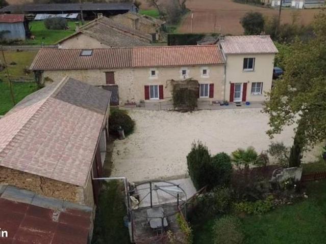 Maison 145 m² CELLE LEVESCAULT