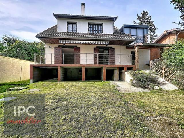 Maison 147 m2 8 pièces