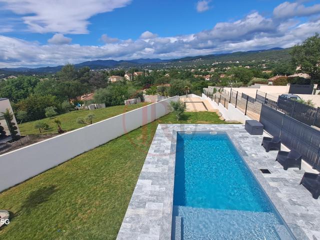 MAISON 148 M2 AVEC PISCINE ST JULIEN LES ROSIERS