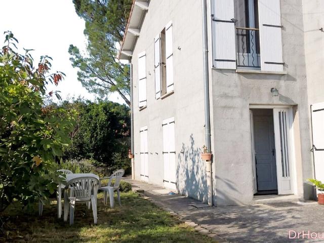 Maison 140 m2 avec terrain, centre ville