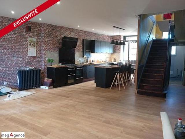 Maison 140 m², 5 chambres, bureau, 2 terrasses, jardinet