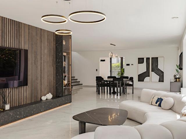 Maison contemporaine avec jardin