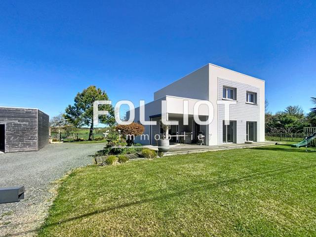 Maison 7 pièces 141 m²