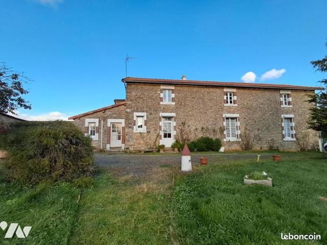 Maison 141 m² ST SULPICE EN PAREDS