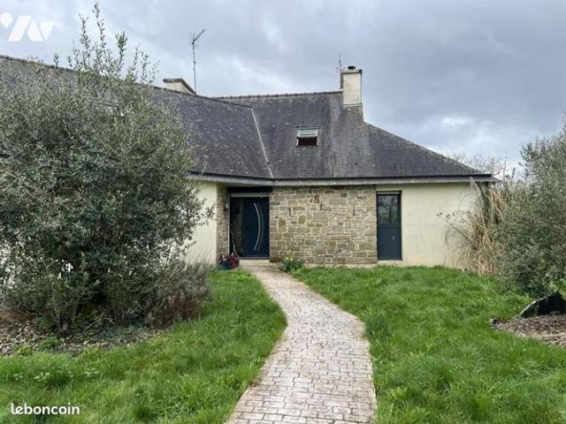 Maison 141 m² ROSTRENEN