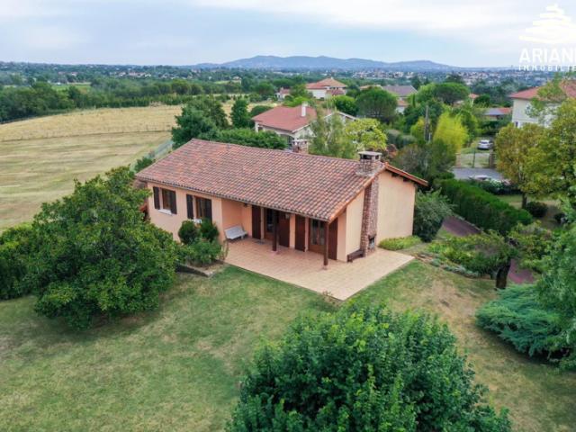 Maison 142m2 avec sous sol et piscine sur terrain constructi