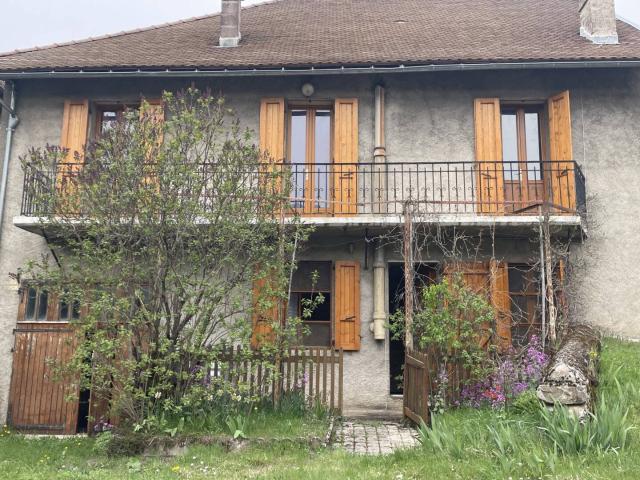 Maison 142m² 347 au sol + garage