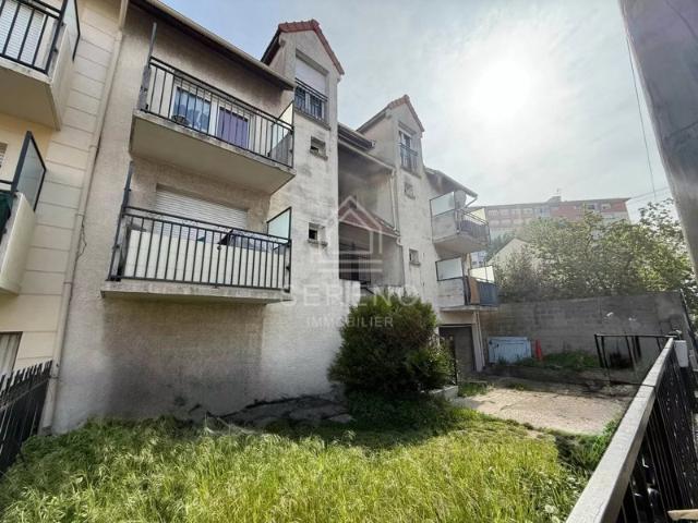 Maison 143 m2 8 pièces