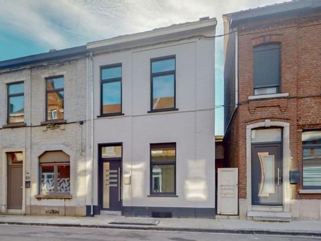 Maison 143 m² 3 Ch à vendre à Montignies sur Sambre