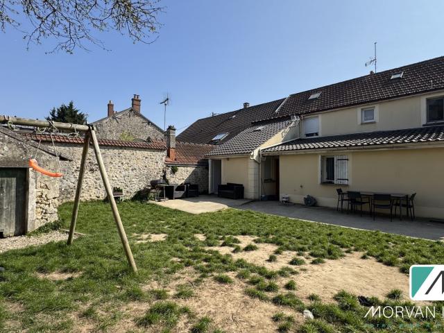 Maison 14 pièces 165 m²