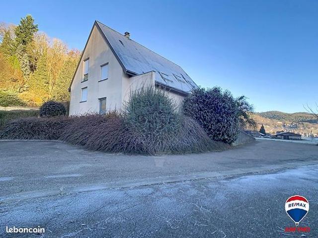 Maison 14 pièces 248 m²