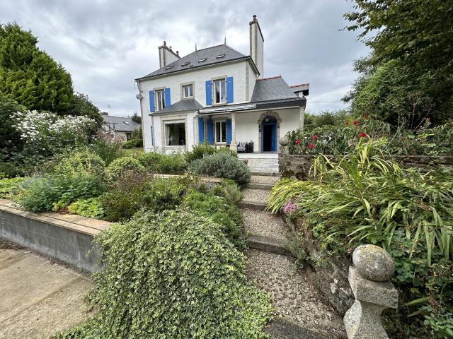 Maison 14 pièces 260 m²