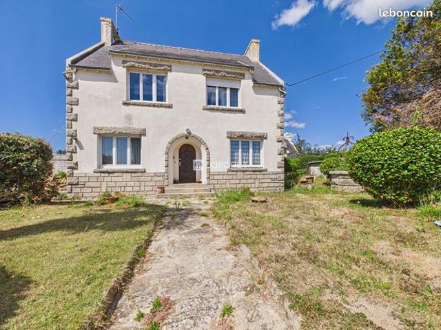 Maison 14 pièces 262 m²