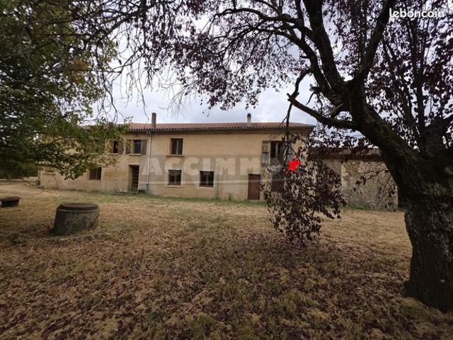 Maison 14 pièces 270 m²