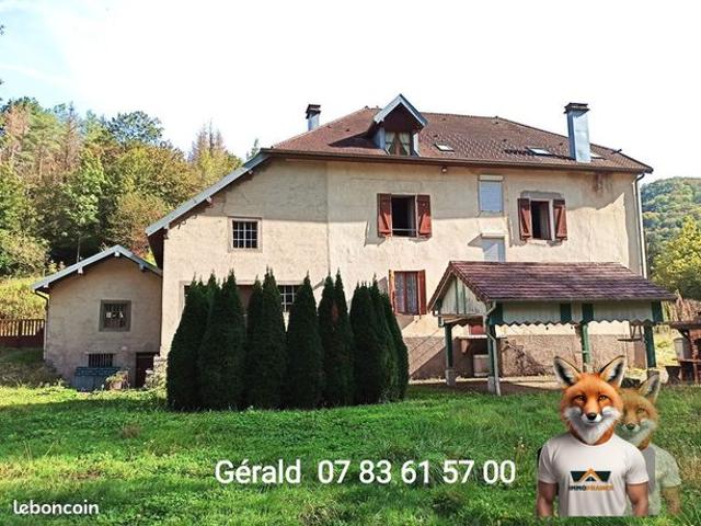 Maison 14 pièces 278 m²