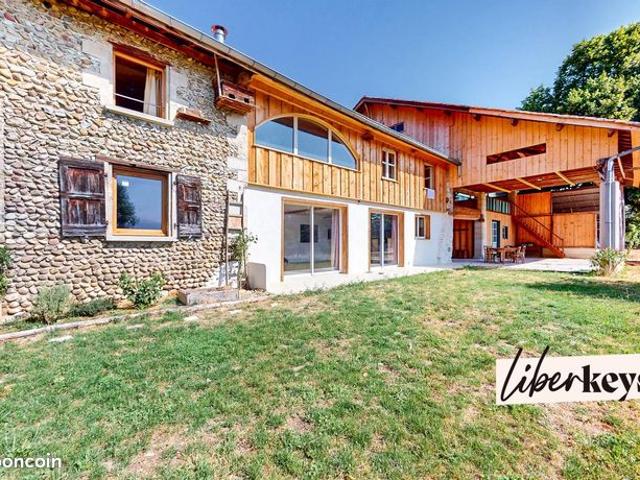 Maison 14 pièces 280 m²