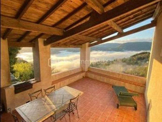 Maison 14 pièces 285 m²