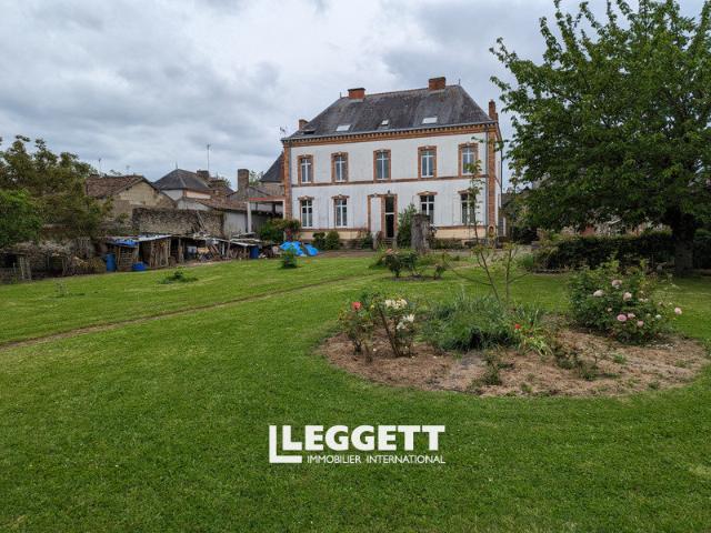 Maison 14 pièces 297 m²
