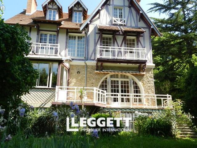 Maison 14 pièces 296 m²