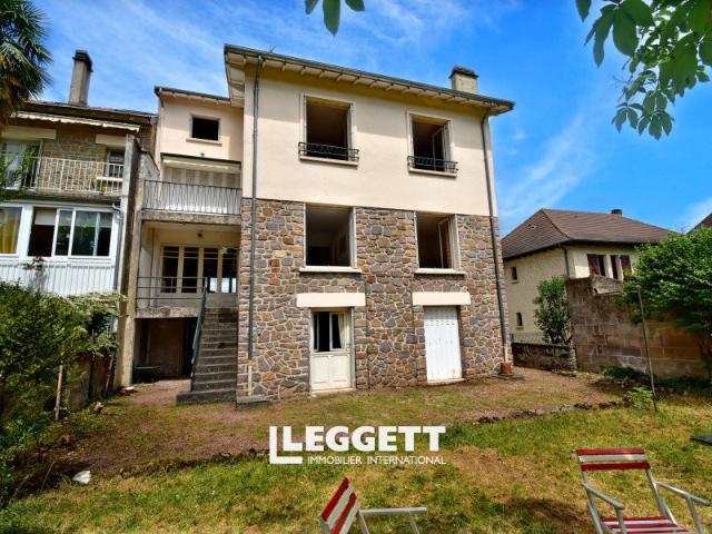Maison 14 pièces 200 m²