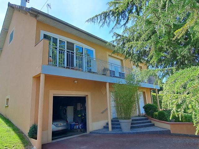 Maison 14 pièces 204 m²