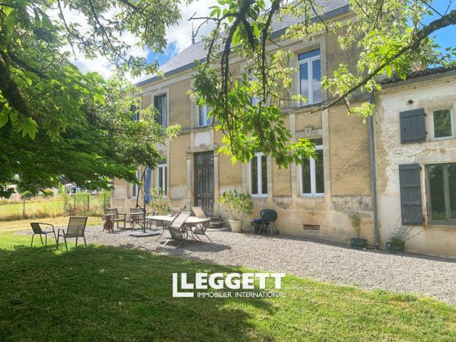 Maison 14 pièces 228 m²
