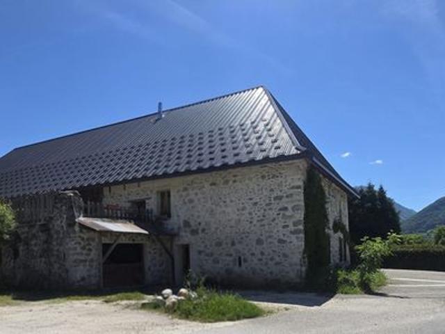 Maison 14 pièces 345 m²
