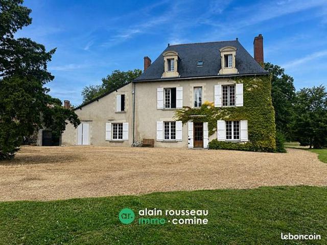 Maison 14 pièces 349 m²