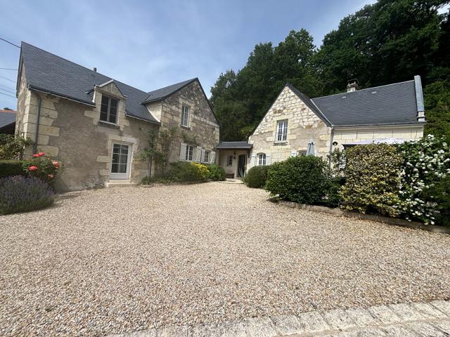 Maison 14 pièces 352 m²