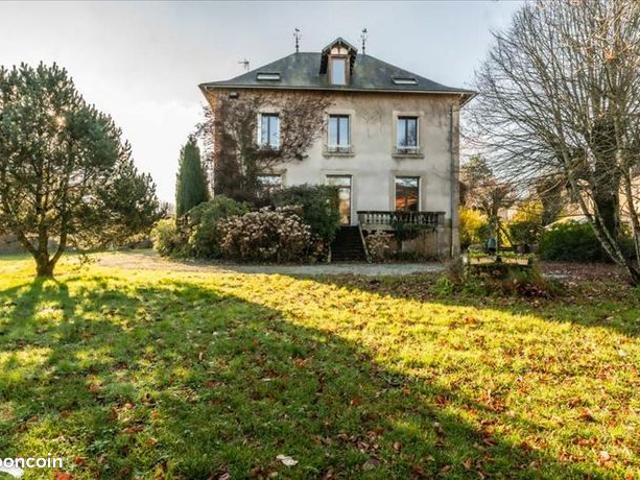 Maison 14 pièces 358 m²
