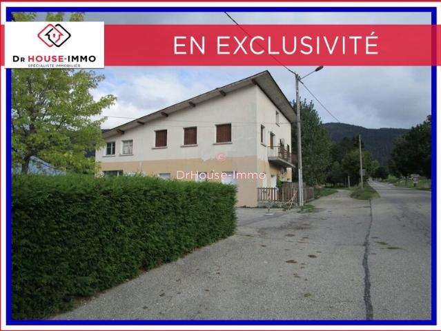Maison 14 pièces 372 m²