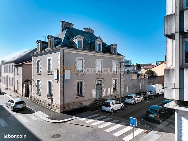 Maison 14 pièces 378 m²