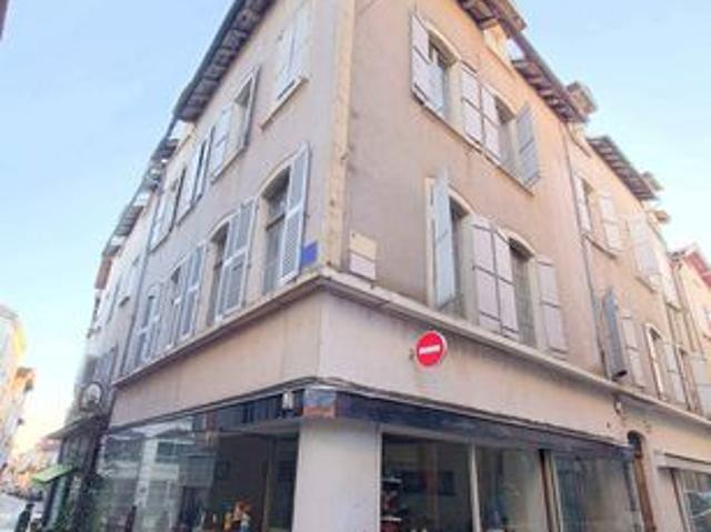 Maison 14 pièces 380 m²