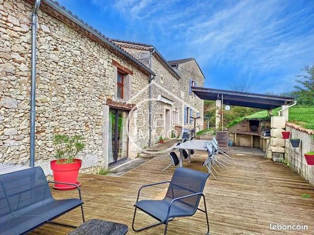 Maison 14 pièces 385 m²