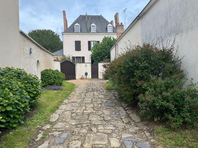 Maison 14 pièces 398 m²