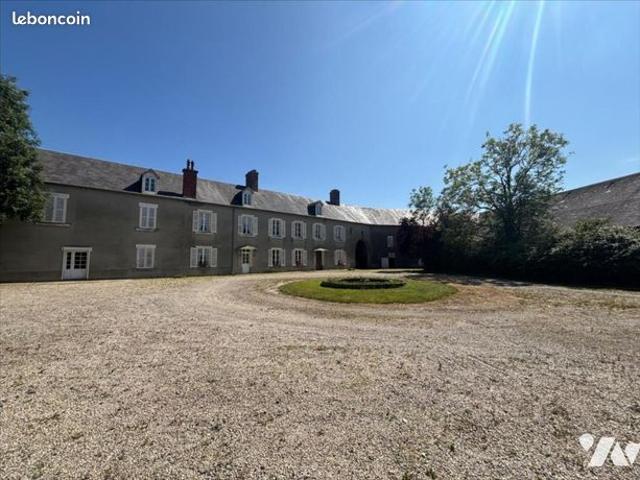 Maison 14 pièces 303 m²