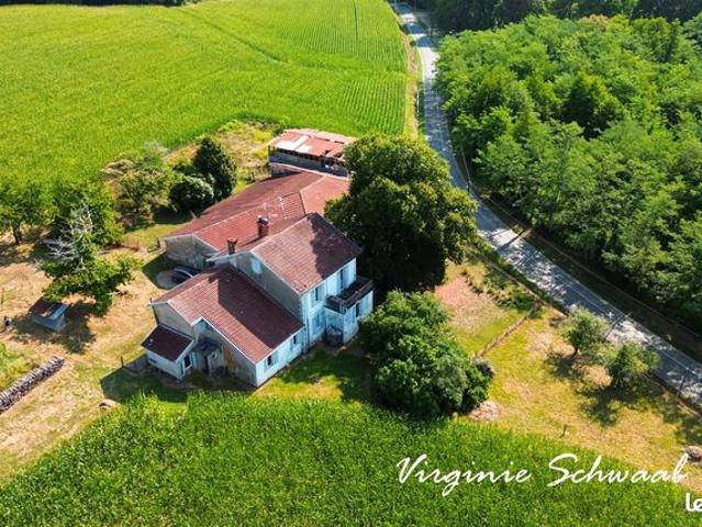 Maison 14 pièces 307 m²
