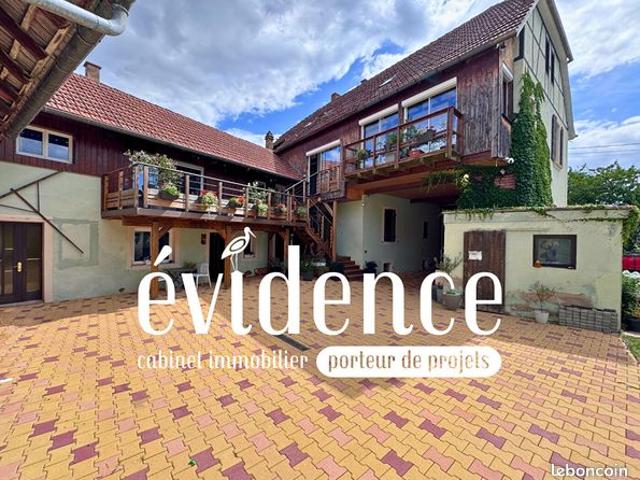 Maison 14 pièces 305 m²