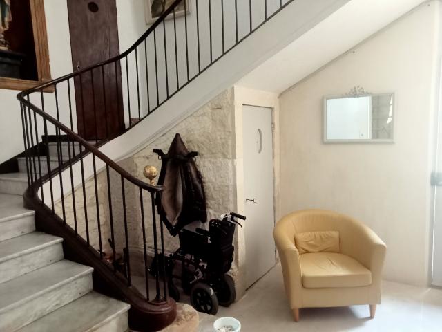 Maison 14 pièces 310 m²
