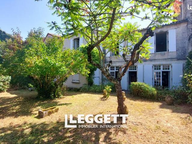 Maison 14 pièces 330 m²