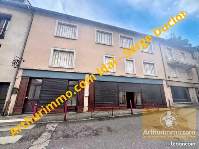 Maison 14 pièces 332 m²