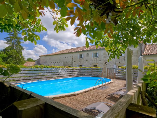 Maison 14 pièces 400 m²