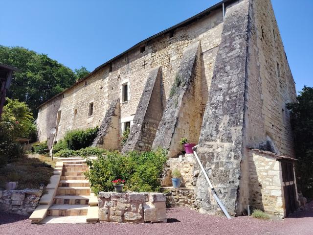 Maison 14 pièces 408 m²