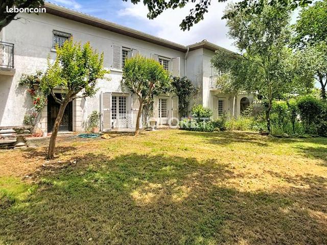 Maison 14 pièces 412 m²
