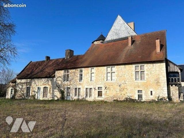 Maison 14 pièces 415 m²