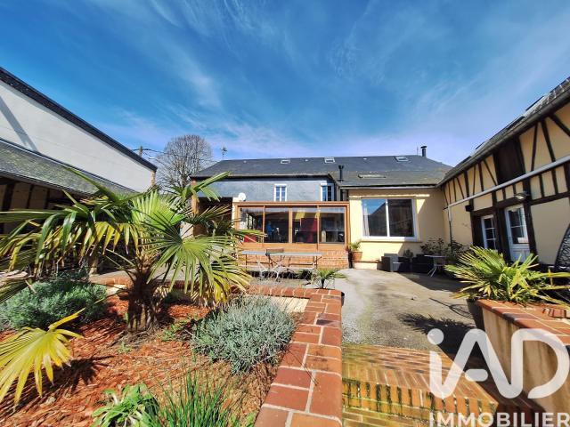 Maison 14 pièces 425 m²