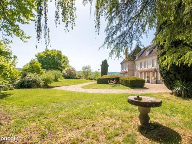 Maison 14 pièces 430 m²