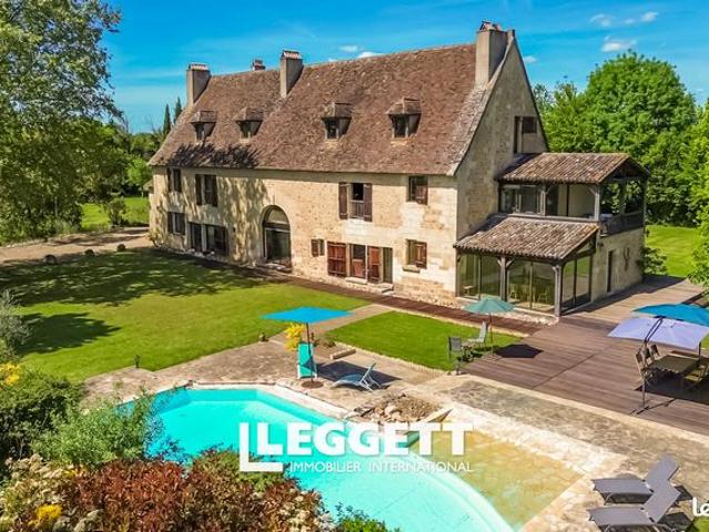 Maison 14 pièces 540 m²