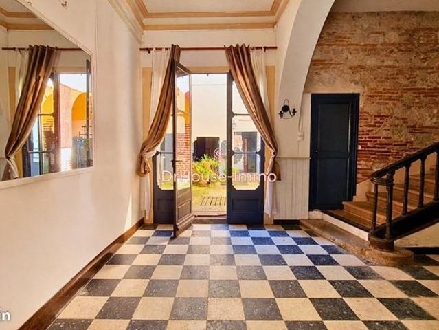 Maison 14 pièces 560 m²